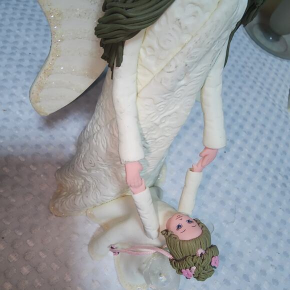 CHERISHED MEMORIES EUC KNEEDED ANGELS VINTAGE FIGURINE - Picture 2 of 9